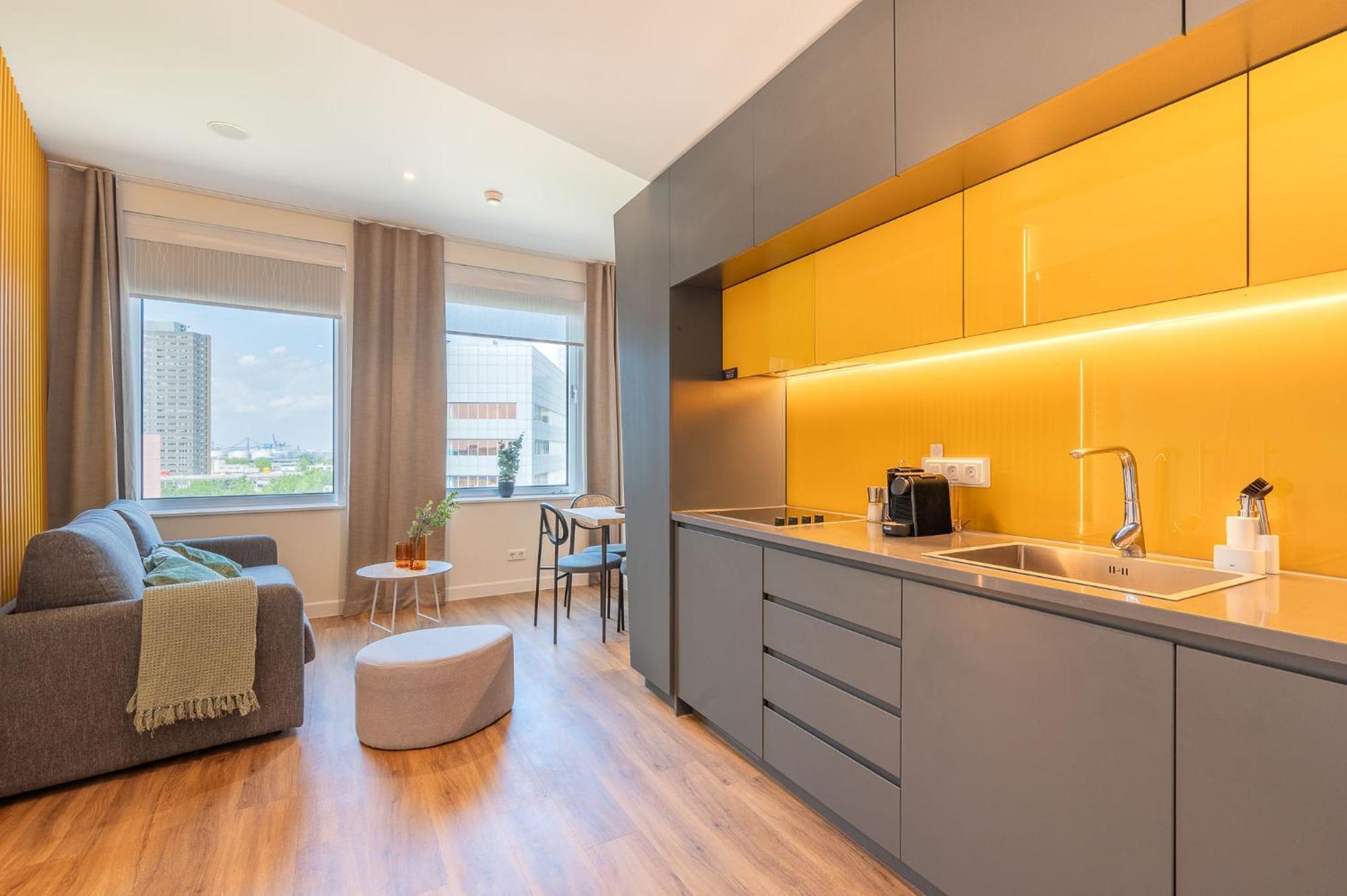 Limehome Amsterdam Gatwickstraat Экстерьер фото